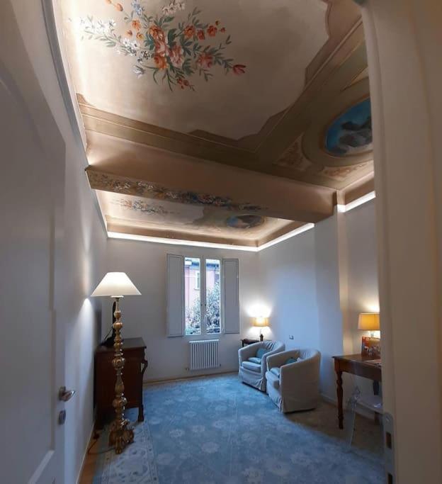 Charme In Righi Apartment Bologna Exterior photo