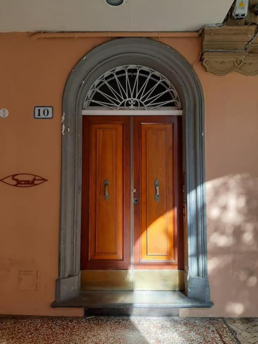 Charme In Righi Apartment Bologna Exterior photo